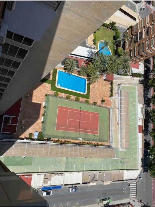 Estupendo Apartamento En Planta 23 Primera Linea Бенидорм Екстериор снимка